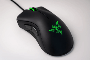 Mouse Gamer Razer DeathAdder Essential é bom? Review Completo