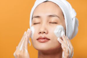 Melhor espuma de limpeza facial: as 05 melhores em 2025