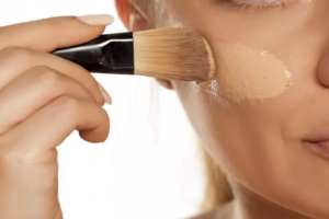 Qual MELHOR base para pele oleosa (Maybelline, Nina, Eudora e mais!)